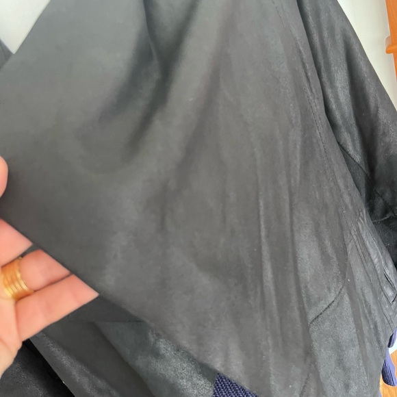 Vince - Picture 3 of 10